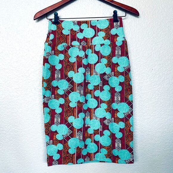 LuLaRoe Disney Minnie Mouse Print Cassie Pencil Skirt XS - Picture 1 of 3